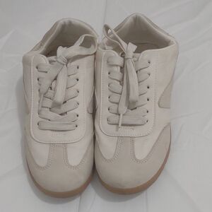 Dolce Vita Cream Sneakers